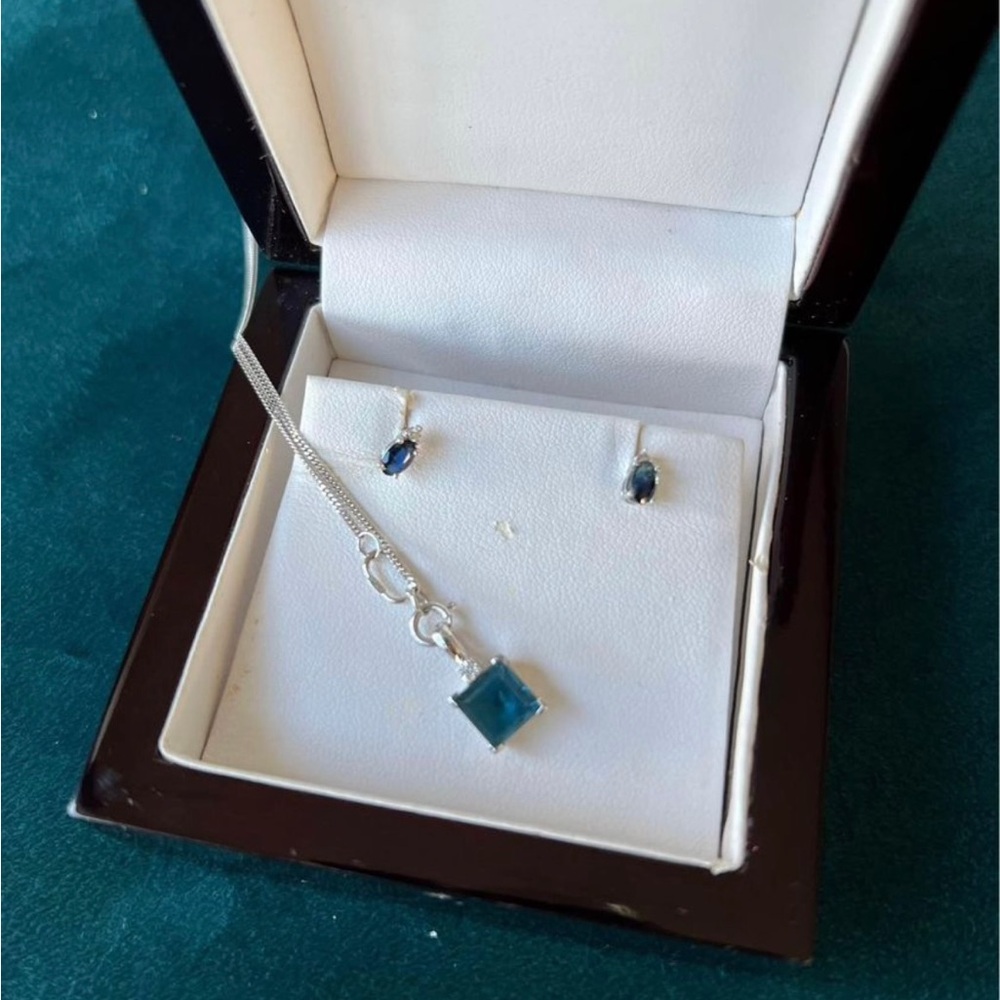 BLUE SAPPHIRES JEWERLY
SET GOLD 585 Necklace + earrings together